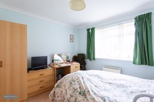 Bedroom- click for photo gallery